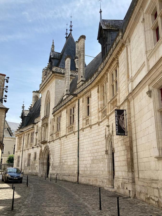 L'Annexe D'Auron, Charmant F2 Au Coeur De Bourges Kültér fotó
